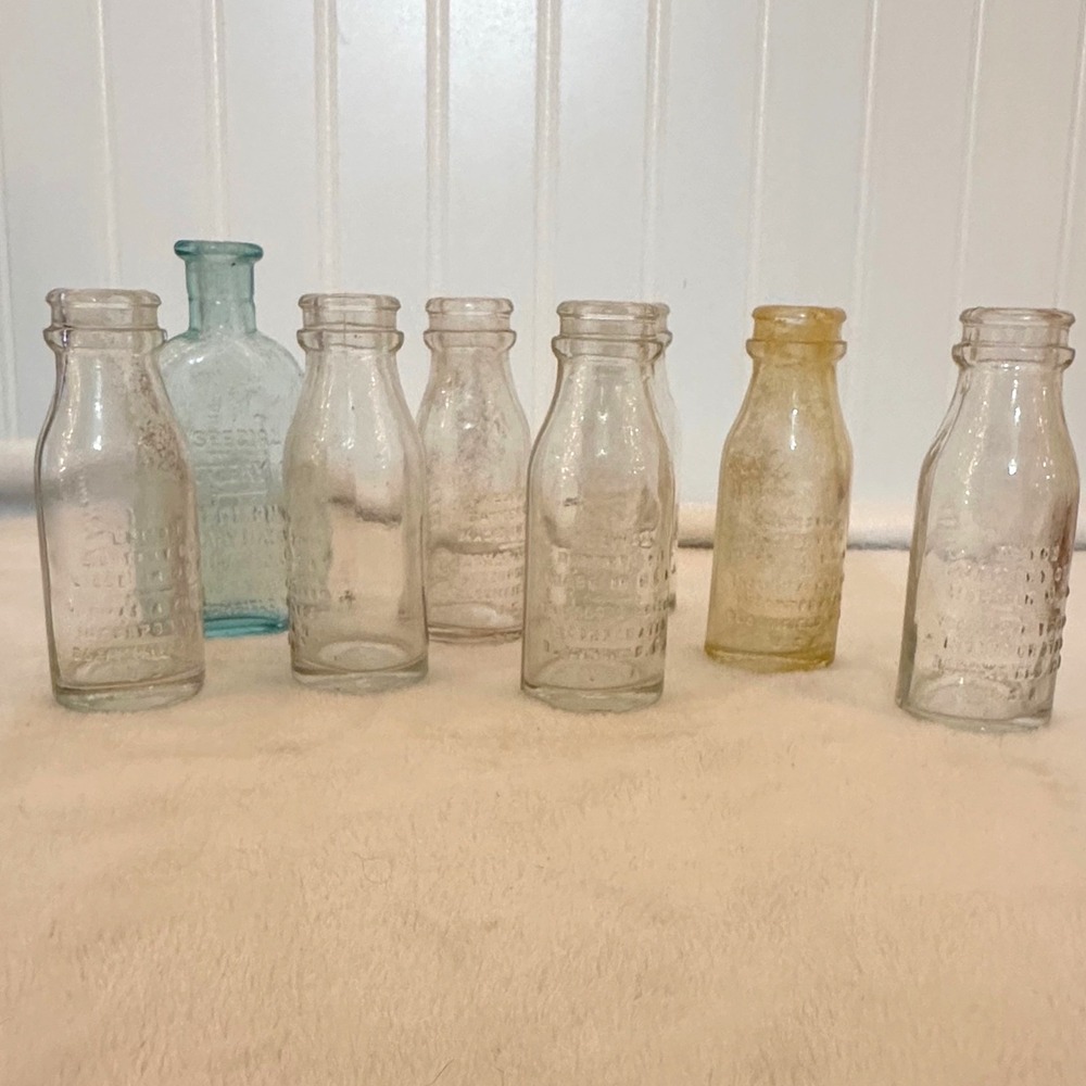 Thomas A Edison Battery Oil Bottles Set of 7 Clear Aqua Good Vintage Embossed